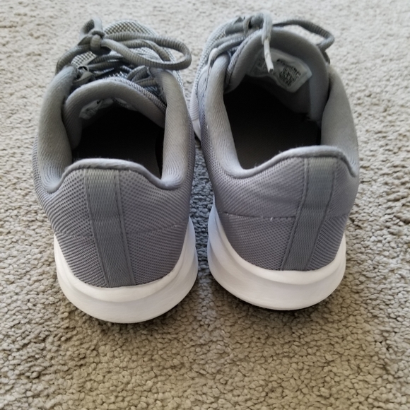 Nikes - Picture 3 of 5